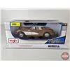 Image 2 : 1957 Chevrolet Corvette : Special Edition (Maisto) (Scale 1:18) (Box Measures : 4-1/2"H x 12-1/2"W x