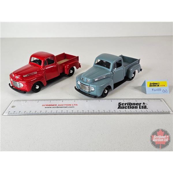 FORD Pickup 1948 (2) (Maisto) (Scale 1:25) (NOTE : Red one Missing Side Mirror)
