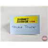 Image 13 : 1951 Ford F-6 Stake Truck : Limited Edition American Flyer (First Gear) (Scale 1:34) (Box Measures :