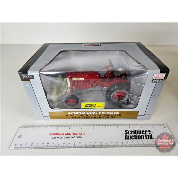 IH Farmall Cub w/ Blade & Chains (Spec Cast) (Scale 1:16) (Box Measures : 5"H x 10"W x 6"D)