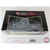 Image 8 : 2005 Ford F-350 Lariat (Maisto) (NOTE : Has Been Taken Off Platform) (Scale 1:18) (Box Measures : 5-