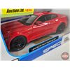 Image 3 : 2015 FORD Mustang GT (Maisto) (Scale 1:24) (Box Measures : 4"H x 9"W x 4-1/2"D)
