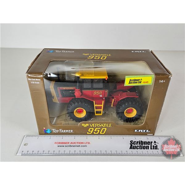 Versatile 950 Tractor (ERTL) (Scale 1:32)(Box Measures : 5-3/4"H x 9-3/4"W x 5-1/4"D)