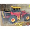Image 3 : Versatile 950 Tractor (ERTL) (Scale 1:32)(Box Measures : 5-3/4"H x 9-3/4"W x 5-1/4"D)