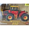 Image 4 : Versatile 950 Tractor (ERTL) (Scale 1:32)(Box Measures : 5-3/4"H x 9-3/4"W x 5-1/4"D)