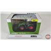 Image 1 : Fendt 722 Vario w/ FEL (Universal Hobbies) (Scale 1:32) (Box Measures : 6-1/2"H x 11"W x 6"D)