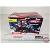 Image 14 : CASE IH Magnum 180 Tractor : 2009 Farm Show Stars & Stripes (ERTL) (Scale 1:32) (Box Measures : 5"H 