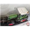Image 5 : Fendt 820 Vario TMS (Universal Hobbies) (Scale 1:32) (Box Measures : 6"H x 9-1/2"W x 5"D)