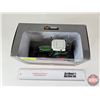 Image 9 : Fendt 820 Vario TMS (Universal Hobbies) (Scale 1:32) (Box Measures : 6"H x 9-1/2"W x 5"D)