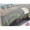 Image 4 : Fendt 516 Vario w/ FEL (Universal Hobbies) (Scale 1:32) (Box Measures : 6-1/2"H x 11"W x 6"D)