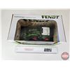 Image 8 : Fendt 516 Vario w/ FEL (Universal Hobbies) (Scale 1:32) (Box Measures : 6-1/2"H x 11"W x 6"D)