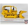 Image 8 : INTERNATIONAL HARVESTER 175 Crawler/Dozer with Demolition Bucket and Winch (Construction Pioneers : 