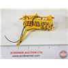 Image 6 : Construction Pioneers : Hydraulic Offset Disk Harrow (First Gear) (Scale 1:25) (Box Measures: 2-3/4"