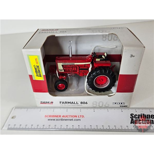 Farmall 806 Tractor (ERTL) (Scale 1:32) (Box Measures : 5"H x 7"W x 4"D)