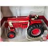 Image 3 : Farmall 806 Tractor (ERTL) (Scale 1:32) (Box Measures : 5"H x 7"W x 4"D)