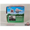 Image 12 : International 4366 : 2006 National Farm Toy Show (ERTL) (Scale 1:32) (Box Measures : 6"H x 9-1/2"W x