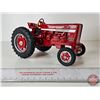 Image 4 : Farmall 544 Tractor (ERTL) (Scale 1:16)