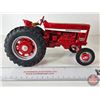 Image 6 : Farmall 544 Tractor (ERTL) (Scale 1:16)
