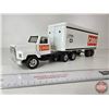 Image 1 : Pressed Steel Toy Truck & Trailer : CASE (ERTL) (Measures : 16-1/2"L)