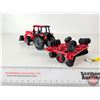 Image 8 : CASE IH 5230 Tractor w/ FEL & Tandem Disc (ERTL) (Scale 1:32)
