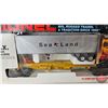 Image 3 : Lionel Sealand T.T.U.X Flatcar Set : O & O27 Gauge : 6-16322 (Box Measures : 7"H x 26"W x 3"D)