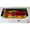 Image 8 : Massey Harris 44 Tractor w/ Flarebox Wagon (ERTL) (Scale 1:16) (Box Measures : 6-3/4"H x 18-1/2"W x 