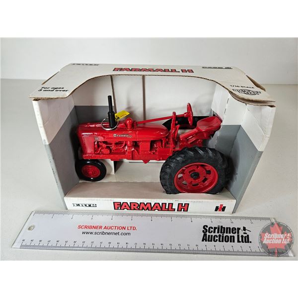 Farmall H Tractor (ERTL) (Scale 1:16) (Box Measures : 6-1/4"H x 9"W x 5-1/4"D)