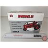 Image 6 : Farmall H Tractor (ERTL) (Scale 1:16) (Box Measures : 6-1/4"H x 9"W x 5-1/4"D)