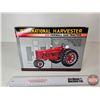 Image 6 : International Harvester 300 Farmall Gas Tractor (Spec Cast) (Scale 1:16) (Box Measures : 7-1/2"H x 1