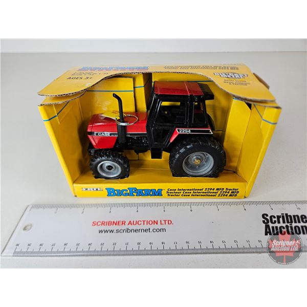 CASE International 2294 MFD Tractor : Big Farm Tractor : Farm Country (ERTL) (Scale 1:16) (Box Measu