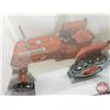 Image 4 : Allis-Chalmers D-14 Gas Tractor (Spec Cast) (Scale 1:16) (Box Measures : 7"H x 10-3/4"W x 7-1/2"D)