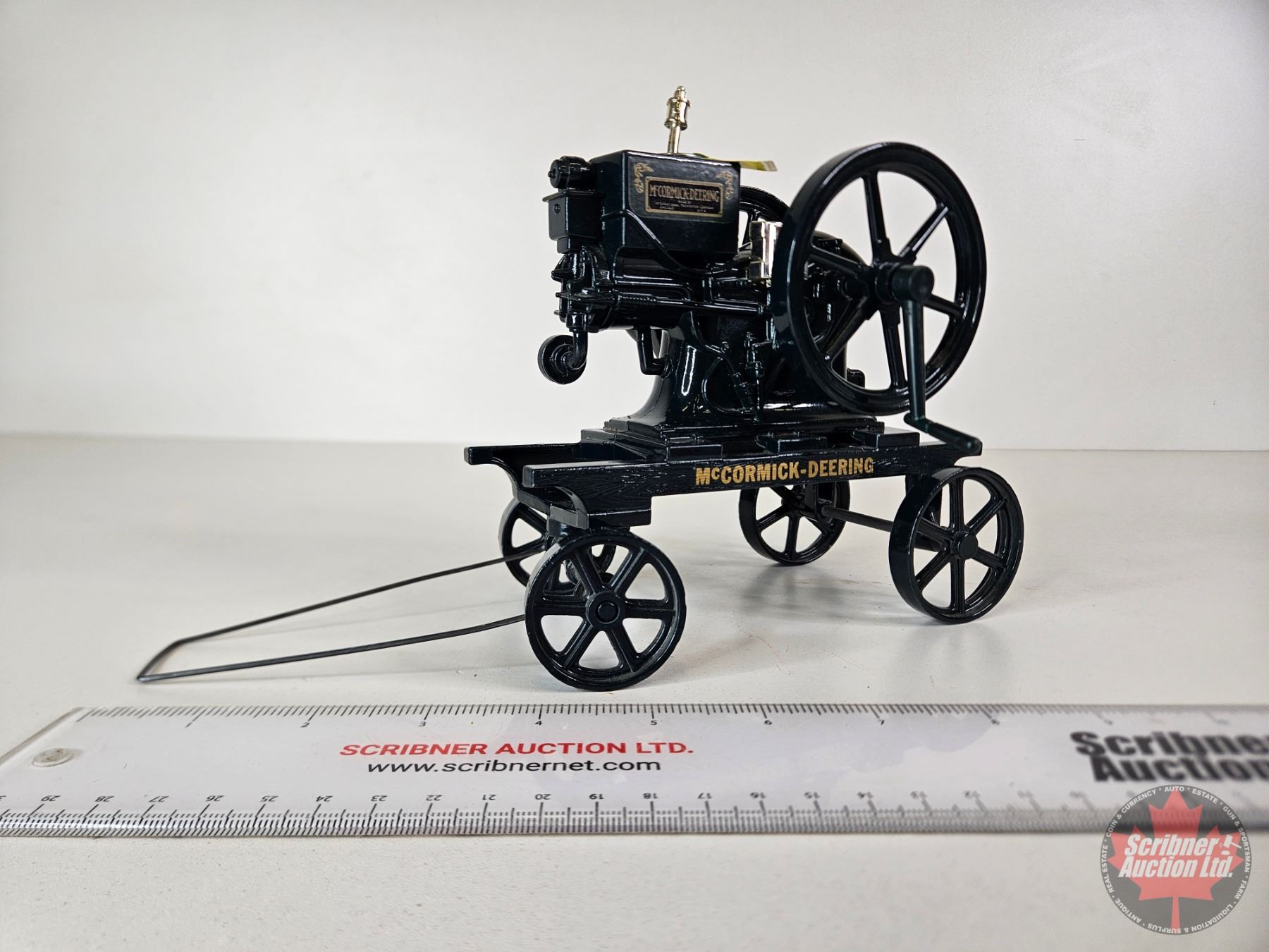 Deering Scale McCormick-Deering Model M Gasoline Engine (ERTL) (Scale 1:6)