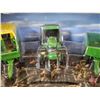 Image 4 : John Deere 5 Piece Set (ERTL) (Scale 1: 64) (Box Measures : 2-3/4"H x 12"W x 5"D)