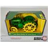 Image 1 : John Deere Model D Tractor (ERTL) (Scale 1:16) (Box Measures : 5"H x 9"W x 5"D)