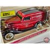 Image 3 : 1934 FORD Delivery Van Limited Edition Collector Bank "Canadian Tire" (Liberty Classics) (Scale 1:25