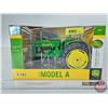 Image 2 : John Deere 1934 Model A Tractor : 75th Anniversary Collector Edition (ERTL) (Includes DVD w/ Histori