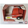 Image 1 : Hesston 565A Round Baler (ERTL) (AGCO) (Scale 1:16) (Box Measures : 7"H x 11-1/8"W x 7-1/2"D)