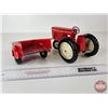 Image 10 : Tru-Scale Tractor & Wagon (Scale 1:16)
