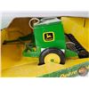 Image 4 : John Deere Grain Drill (ERTL) (Scale 1:16) (Box Measures : 3-1/2"H x 12"W x 10-1/2"D)