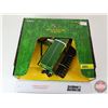 Image 8 : John Deere Grain Drill (ERTL) (Scale 1:16) (Box Measures : 3-1/2"H x 12"W x 10-1/2"D)