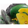 Image 10 : John Deere Utility Tractor (Worn) (Scale 1:16)