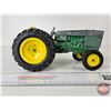 Image 5 : John Deere Utility Tractor (Worn) (Scale 1:16)