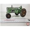 Image 1 : John Deere Model A Tractor w/Driver (Scale 1:16)