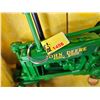 Image 10 : John Deere BW Tractor (ERTL) (Scale 1:16) (Box Measures : 5-3/4"H x 9-1/2"W x 4-3/4"D)