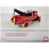 Image 7 : 1931 Hawkeye Tow Truck Bank "SHELL" w/Key (Measures : 3-1/2"H x 2-1/4"W x 7-1/4"L)