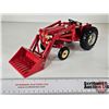 Image 3 : McCormick 460 International Tractor w/ Loader & Removable Tine Cover : Heavy Duty No.50 : World Pork