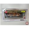 Image 2 : 1939 Chevrolet Woody Wagon "Surf Weathered" (Motor City Classics)  (Scale 1:18) (Box Measures : 6-1