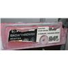 Image 4 : 6.5HP 24" PATH SNOWTHROWER, WORKING