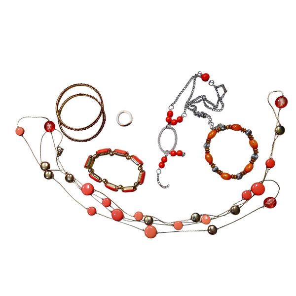 COLLECTION OF ORANGE VINTAGE JEWELRY