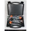 Image 1 : WOODS STEEL TENT PEG KIT